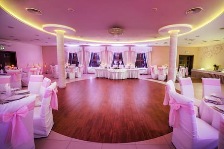 Firma na wesele: Biała Akacja Resort & Business
