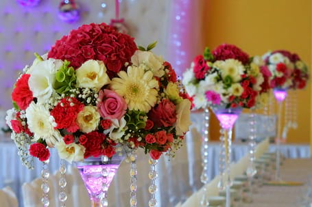 Firma na wesele: EFEKT - efektowne dekoracje ślubne