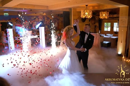 Firma na wesele: Taniec w chmurach - ciężki dym!