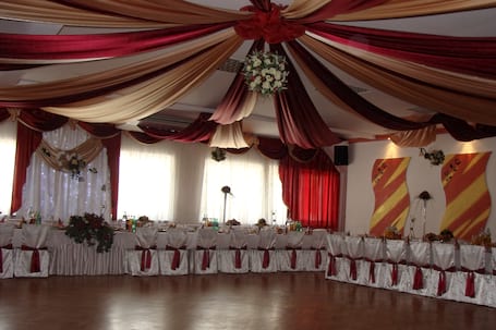 Firma na wesele: Sala Imprez Okolicznościowych