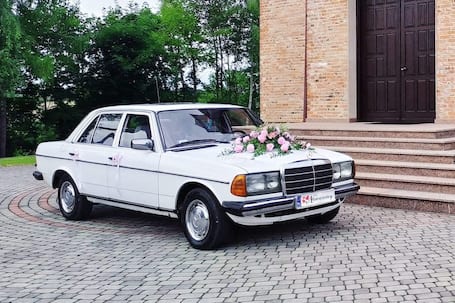 Firma na wesele: Mercedes W123 - biały 40letni