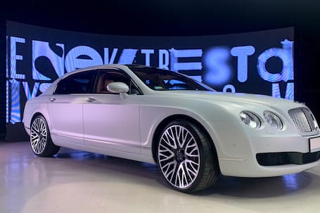 Firma na wesele: Bentley do ślubu Warszawa