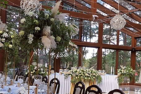 Firma na wesele: Deko Klara dekoracje ślubne